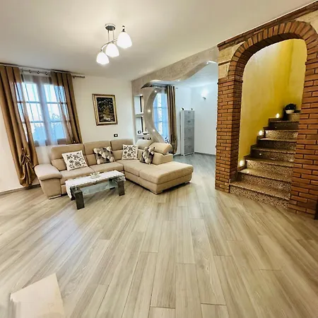 Villa Eli